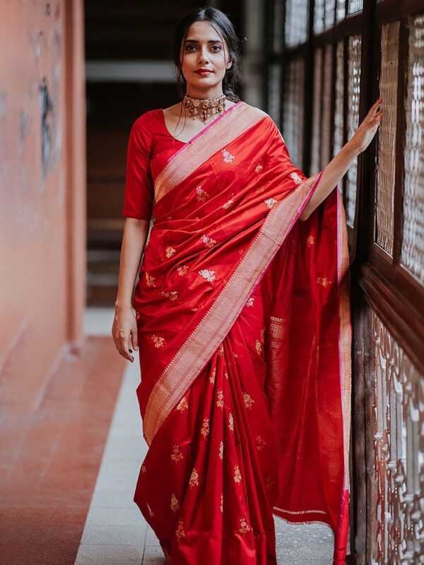Floral Zari Banarasi Saree